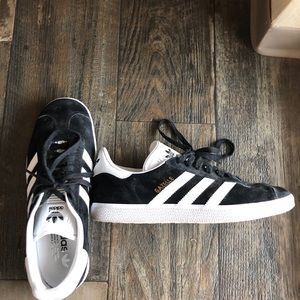 BRAND NEW ADIDAS GAZELLE!!